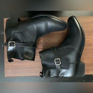 Croft and Barrow leather slip on booties. Size 11 brand new